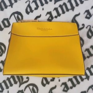 Elizabeth Arden Makeup Pouch